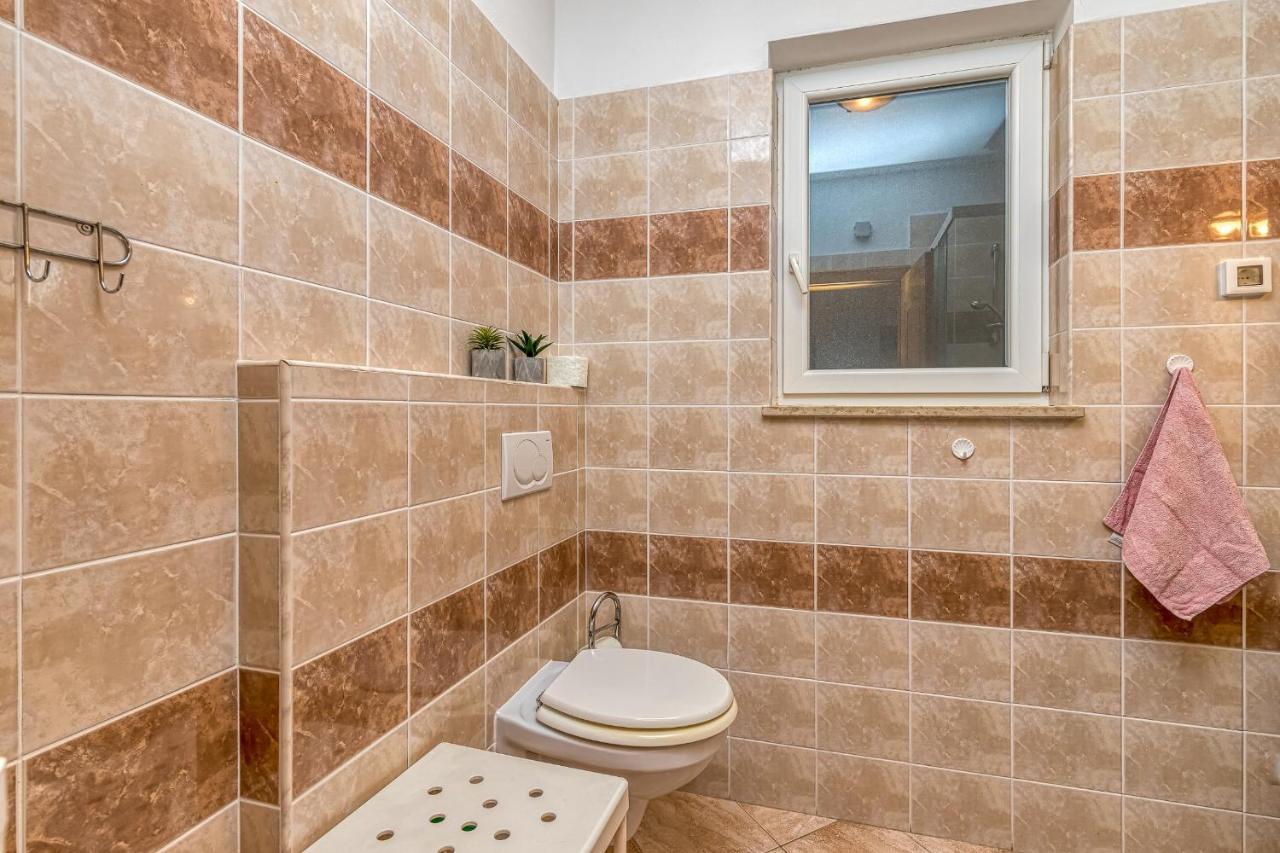 Sunrise Apartments Rovinj Exterior photo